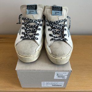 100% Authentic Golden Goose sneakers, Size 39